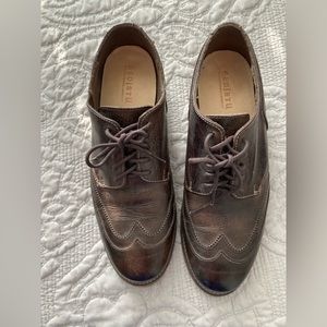 Men’s 10.5 wingtip shoe